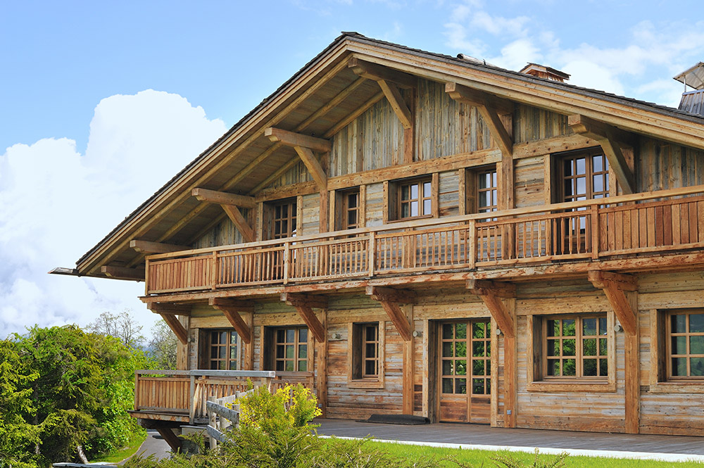 Pascal Mossaz chalet builder in Haute-Savoie 74